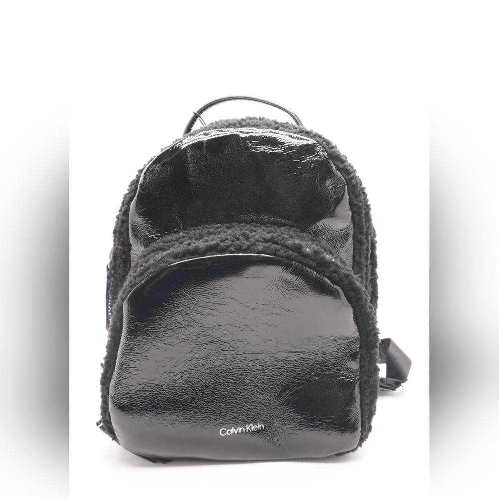 NWT CALVIN KLEIN Estelle Patent Sherpa Backpack